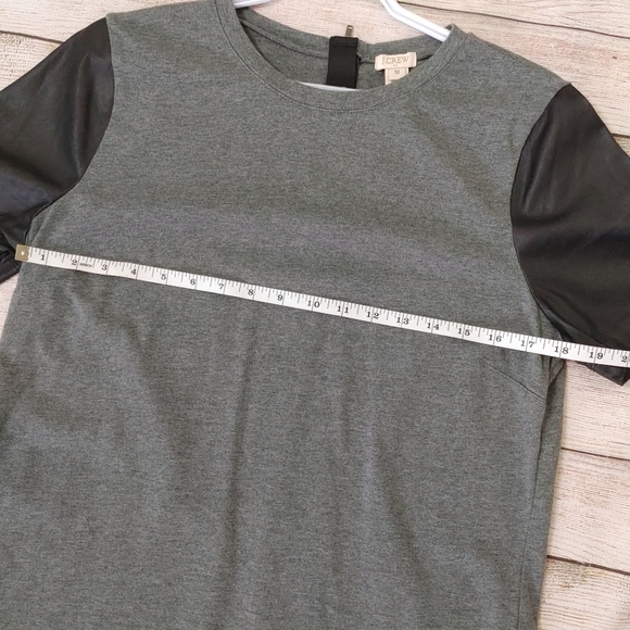 J Crew Grey T-shirt Faux Leather sleeves neutral tee zipper back Medium - Picture 5 of 6